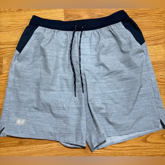 LG Men's Light blue and navy swim trunks size Large - Picture 1 of 4